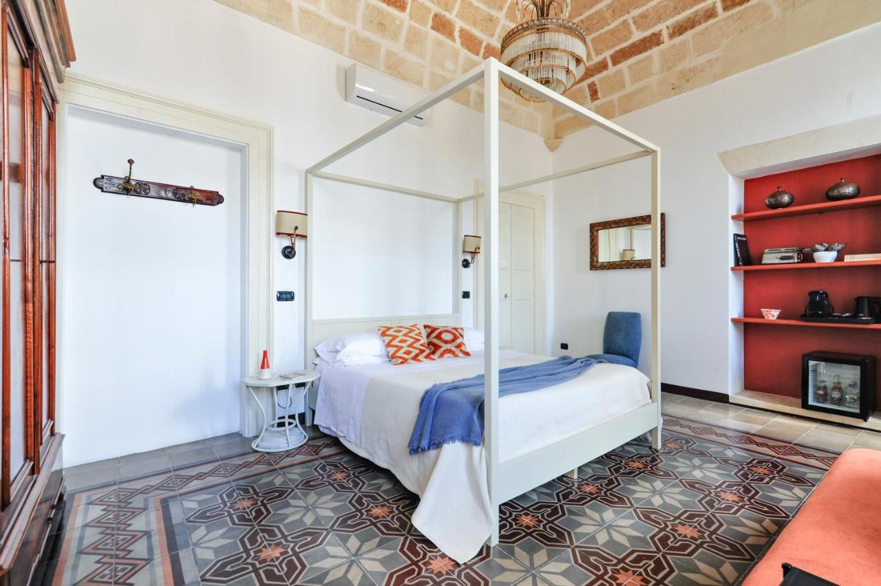 Castriota 19 - Jacuzzi Apartment Sit Lecce Kültér fotó