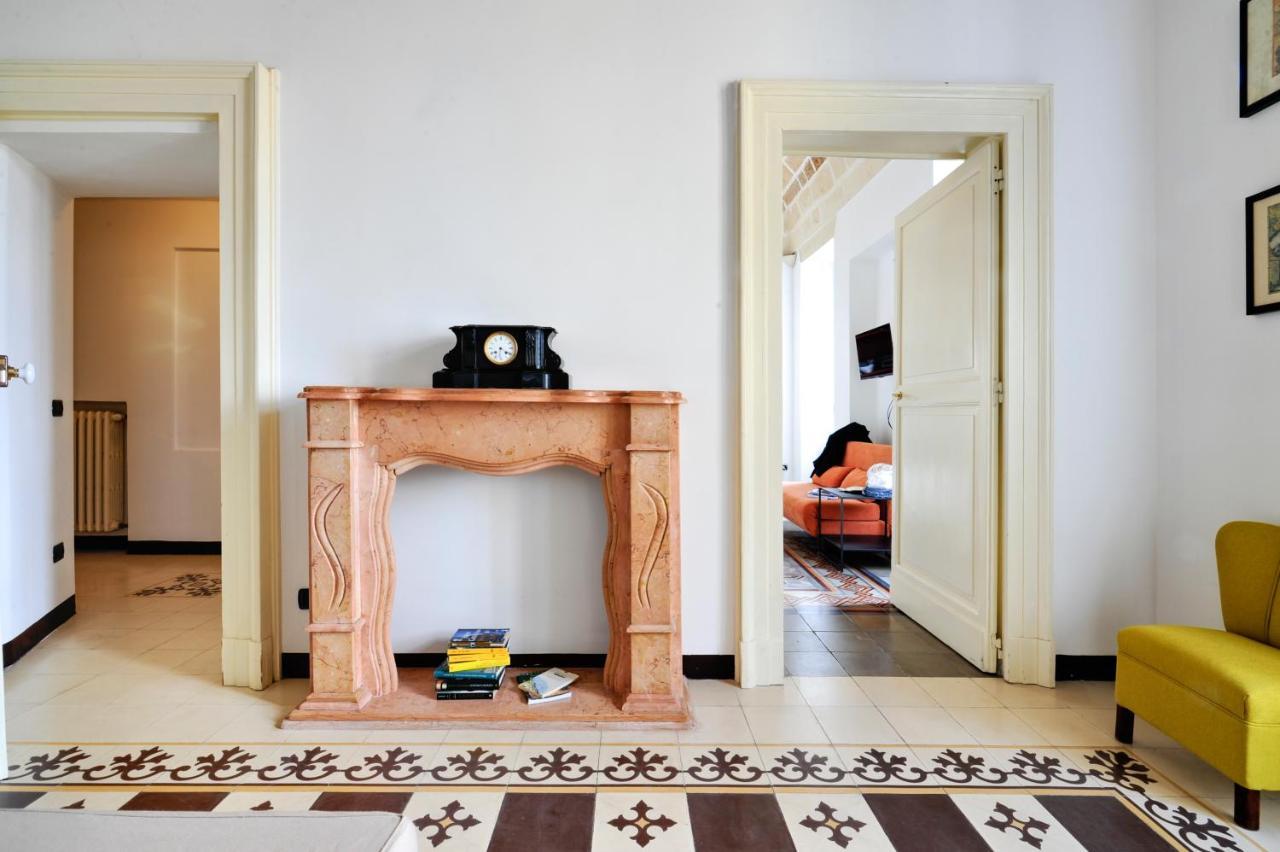 Castriota 19 - Jacuzzi Apartment Sit Lecce Kültér fotó