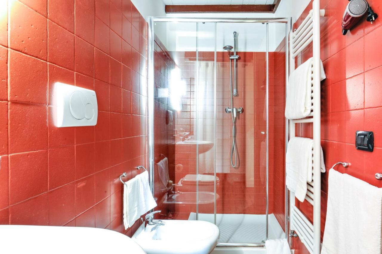 Castriota 19 - Jacuzzi Apartment Sit Lecce Kültér fotó