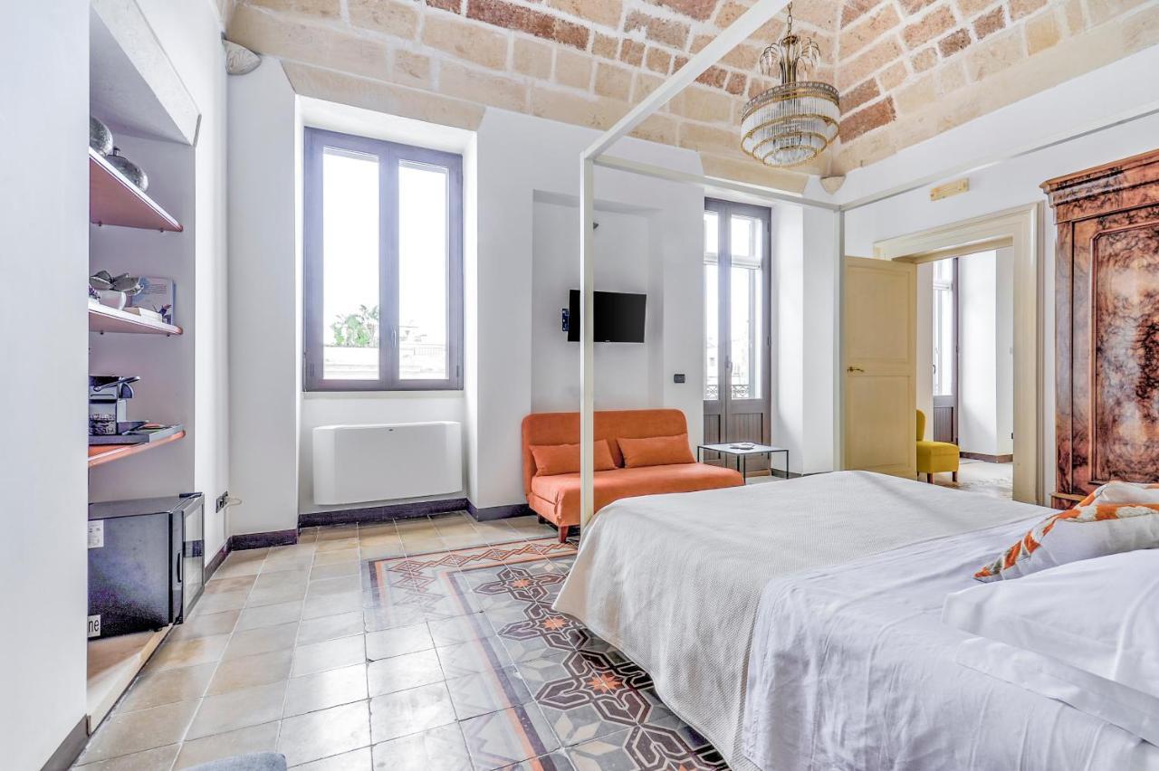 Castriota 19 - Jacuzzi Apartment Sit Lecce Kültér fotó
