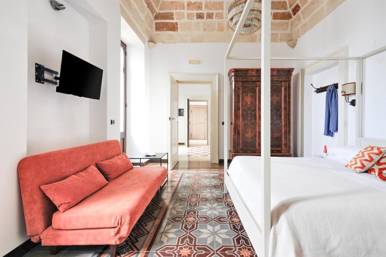Castriota 19 - Jacuzzi Apartment Sit Lecce Kültér fotó