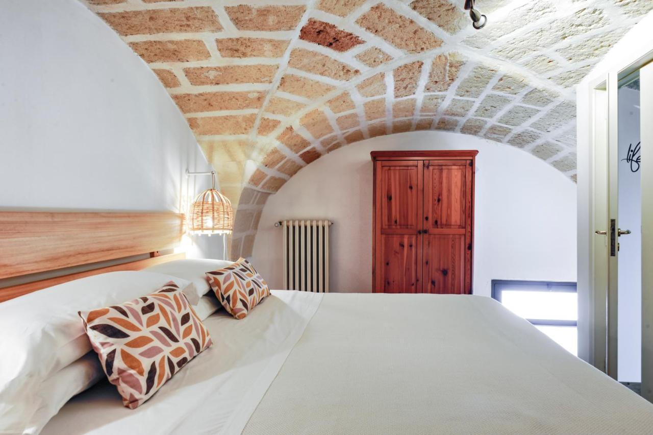 Castriota 19 - Jacuzzi Apartment Sit Lecce Kültér fotó